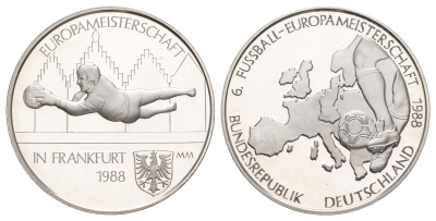 ФРГ медаль посвященная Чемпионату Европы 1988 - "Город принимающий Евро - Франкфурт" 1988 диаметр 39 мм, вес 23,5 гр серебро PROOF 11-327-41