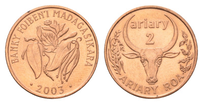 Мадагаскар 2 ариари 2003 год-тип KM 30 сталь плакированная медью 4669-514