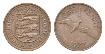 Гернси 1 пенни 1977 Елизавета II (1952-2022), северная олуша в полете KM 27 бронза 4702-717