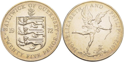 Гернси 25 пенсов 1972 25 лет свадьбы Елизаветы II и Филиппа, амур, в оригинальной пластиковой коробке KM 26 медно-никель UNC 1079-7-11