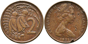 Новая Зеландия 2 цента 1971 Елизавета II (1952-2022), два цветка кохаи KM 32.1 бронза 3336-811