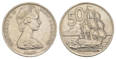 Новая Зеландия 50 центов 1967 Елизавета II (1952-2022), парусник Индевор KM 37 медно-никель 84-123