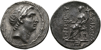 Государство Селевкидов тетрадрахма 155 - 153 гг. до н.э. Деметрий I Сотер, Тихе - эллинистическое божество Случая, Удачи и Судьбы, Антиохия, good very fine, 15,85 гр Newell, Antioch 94 серебро 1073-8-54