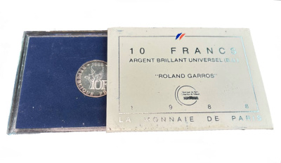 Франция 10 франков 1988 100 лет со дня рождения Ролан Гарроса (1888-1918), самолет, в оригинальной упаковке KM 965b серебро  PROOF  1-6-4-20
