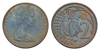 Новая Зеландия 2 цента 1981 Елизавета II (1952-2022), два цветка кохаи KM 32.1 бронза 4655-1149