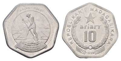 Мадагаскар 10 ариари 1999 KM 27 сталь плакированная никелем UNC 216-214