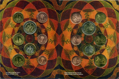 Джерси набор из 8 монет 2004 европробники, в оригинальном картонном буклете, тираж 10000 экз. 5-6-3-14