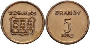Испания рекламный жетон ND TORRES, BRNDY 5 ANOS, диаметр 25 мм., коричневый пластик 4584-855
