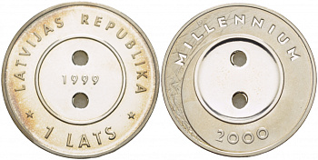 Латвия 1 лат 1999-2000 Миллениум, монета необычной формы, в виде пуговицы, тираж 35000 экз. KM 39 серебро PROOF 05-091-45