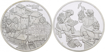 Австрия 500 шиллингов 2001 Замок Шаттенбург, кузнецы KM 3080 серебро PROOF 04-268-45