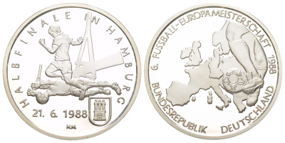 ФРГ медаль посвященная Чемпионату Европы 1988 - "полуфинальный матч ФРГ-Нидерланды 21 июня 1988 в Гамбурге" 1988 диаметр 39 мм, вес 23,5 гр серебро PROOF 11-321-12