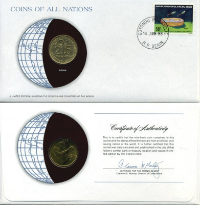 ВАЛЮТНЫЙ СОЮЗ СТРАН ЗАПАДНОЙ АФРИКИ 25 ФРАНКОВ 1982 монета в конверте с маркой и спецгашением UNC 4294-45-1