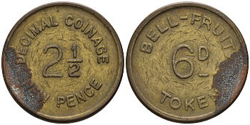 Великобритания 2 1/2 новых пенсов = 6 пенсов ND игровой жетон, BELL-FRUIT желтый металл 4608-342