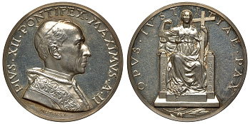 Ватикан медаль 1939-1958 Пий XII, OPUS IVSTITIAE PAX 44,0 мм, 24,7 гр серебро UNC 1090-3-43