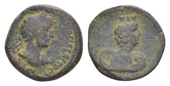 Римская Империя, Провинция Аравия, Бостра AE 117-138 Адриан, голова императора/бюст персонификации Аравии, держащей младенца у груди, (из старой нидерландской коллекции) RPC III 4083 бронза 1100-10-34