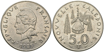 Французская Новая Каледония 50 франков 1983 хижина среди сосен и пальм, (IEOM) KM 13, Schoen 15, Lec 121 никель 111-513