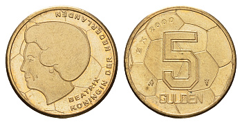 Нидерланды 5 гульденов 2000 Беатрикс (1980-2013), чемпионат мира по футболу 2000 года в Нидерландах KM 231 никель плакированный латунью 4681-813