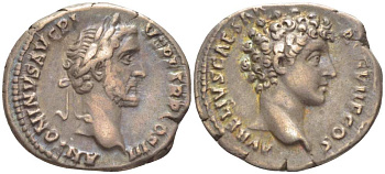 Римская Империя денарий 140 Антонин Пий и Марк Аврелий, ANTONINVS AVG PIVS P P TR P COS III , бюст императора / AVRELIVS CAESAR AVG PII F COS, бюст цезаря, Рим, 3,12 гр RIC 417b серебро 1073-18-86