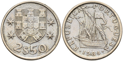 Португалия 2,5 эскудо 1984 парусник KM 590 медно-никель    4160-1229