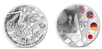 Франция 10 евро 2019 Чемпионат мира по футболу среди женщин, FIFA, Тип 4, оригинальная коробка, сертификат KM NEW серебро PROOF 8-1-03-09