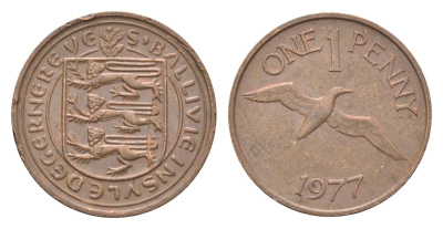 Гернси 1 пенни 1977 Елизавета II (1952-2022), северная олуша в полете KM 27 бронза 4702-749