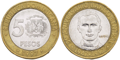 Доминиканская республика 5 песо 1997 50 лет центральному банку KM 88 биметалл 4541-1047