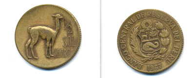 ПЕРУ 1/2 СОЛЯ 1967 ЛАМА KM 247 латунь 83-226