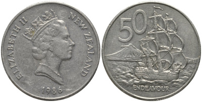 Новая Зеландия 50 центов 1986 Елизавета II (1952-2022), парусник Индевор KM 63 медно-никель 00-00
