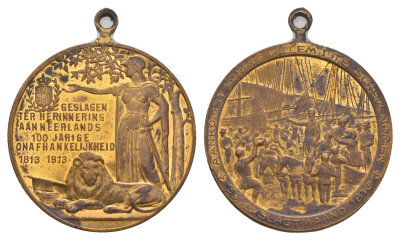 Нидерланды медаль "100-летия независимости Нидерландов 1813–1913" 1913 Прибытие короля Виллема I в Схевенинген, диаметр 29 мм, вес 9 гр бронза 4044-1314