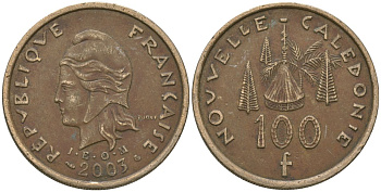 Французская Новая Каледония 100 франков 2003 хижина среди сосен и пальм, (IEOM) KM 15, Schoen 16, Lec 139g никель бронза 109-1213