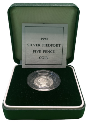 Великобритания 5 пенсов 1990 Елизавета II (1952-2022), в оригинальной коробке, с сертификатом KM 937c, Spink 4372 серебро PROOF 5-6-4-7