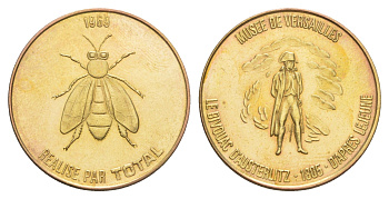 Франция жетон к 200-летию со дня рождения Наполеона-Бонапарта "Музей Версаля - Битва под Аустерлицем" 1969 компания Total, диаметр 25,8 мм, вес 5 гр железо плакированная латунью UNC 4637-523