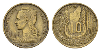 Мадагаскар 10 франков 1953 год-тип KM 6 алюминиевая бронза 4679-627
