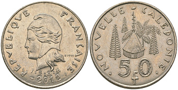 Французская Новая Каледония 50 франков 2012 хижина среди сосен и пальм, (IEOM) KM 13a, Schoen 15a, Lec 128i медно-никель 115-1043