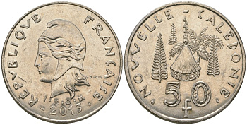 Французская Новая Каледония 50 франков 2013 хижина среди сосен и пальм, (IEOM) KM 13a, Schoen 15a, Lec 128i медно-никель 115-1246