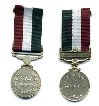 Пакистан медаль ND защитнику демократии, на колодке, с лентой 1-5-1-10