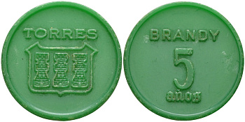 Испания рекламный жетон ND TORRES, BRNDY 5 ANOS, диаметр 25 мм., зелёный пластик 4584-853