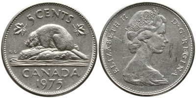 Канада 5 центов 1975 Елизавета II (1952-2022), бобр KM 60.1 никель 4543-645