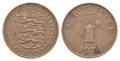 Гернси 2 новых пенса 1971 Елизавета II (1952-2022), ветряная мельница KM 22 бронза 4703-1142