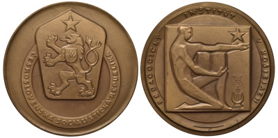 ЧЕХОСЛОВАКИЯ МЕДАЛЬ 1970-ые ПЕДАГОГИЧЕСКИЙ ИНСТИТУТ В КОЩИЦЕ, 60 мм, 76,1 гр бронза UNC 1082-7-23