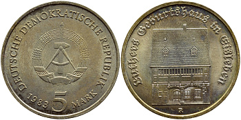 ГДР 5 марок 1983 А, Мартин Лютер, дом рождения в Айслебене KM 90, J. 1590 медно-никель aUNC 3897-1113