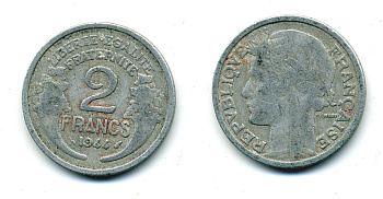 ФРАНЦИЯ 2 ФРАНКА 1944 KM 886а.1 алюминий 84-611
