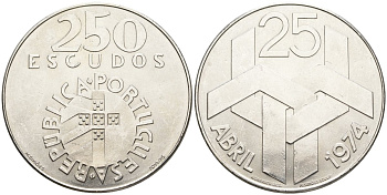 Португалия 250 эскудо 1976 Революция гвоздик 25 апреля 1974 года KM 604 серебро UNC 4558-413