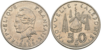 Французская Новая Каледония 50 франков 2009 хижина среди сосен и пальм, (IEOM) KM 13a, Schoen 15a, Lec 128i медно-никель 115-934