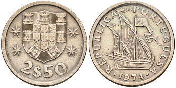 Португалия 2,5 эскудо 1974 парусник KM 590 медно-никель    4596-328