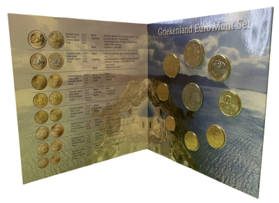 Греция набор из 8 евромонет + жетон 2009 в красочном буклете  биметалл  UNC 1-6-1-02