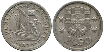 Португалия 2,5 эскудо 1976 парусник KM 590 медно-никель 4576-1268