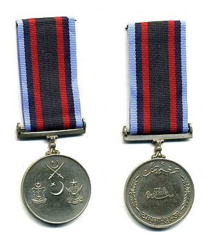 Пакистан медаль 1965 за военные действия, в Индо-Пакистанской войне, на колодке, с лентой 1-5-1-23