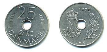Дания 25 эре 1975 S; B, Маргрете II (1972- ) KM 861.1 медно-никель 71-1561