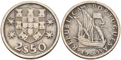 Португалия 2,5 эскудо 1969 парусник KM 590 медно-никель    4160-1212